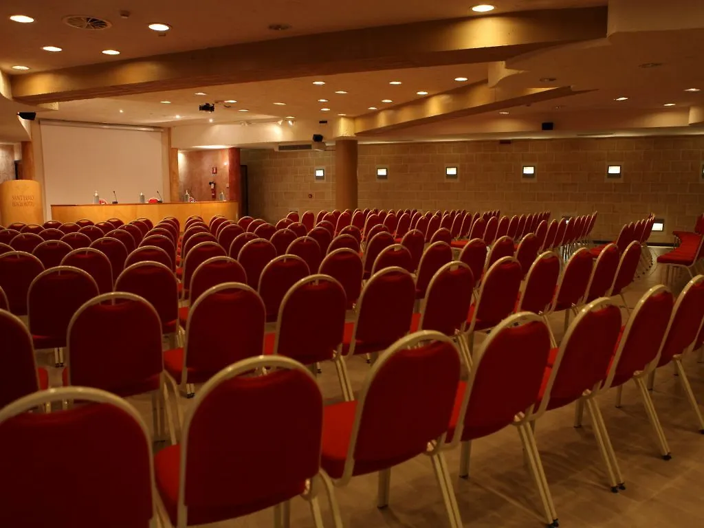 Sant'Elmo Beach Hotel Кастиадас